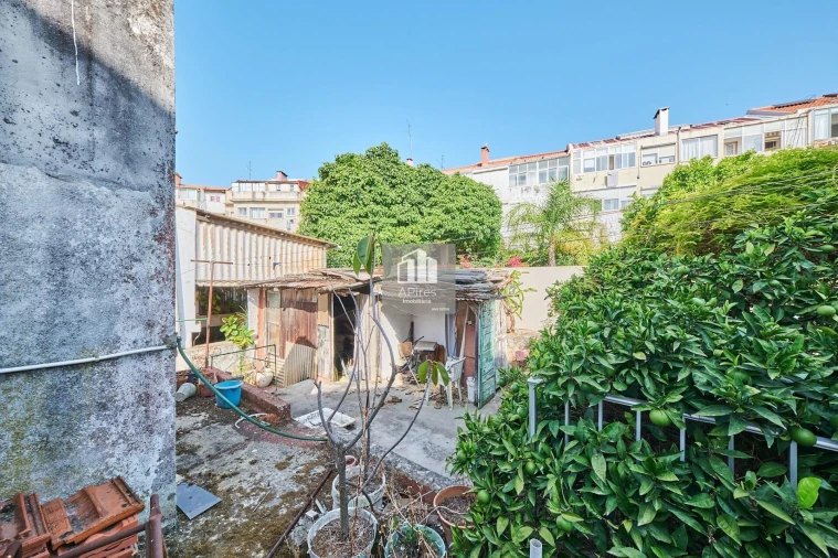 Prédio para Venda em Almada, Cova da Piedade, Pragal e Cacilhas Foto 22