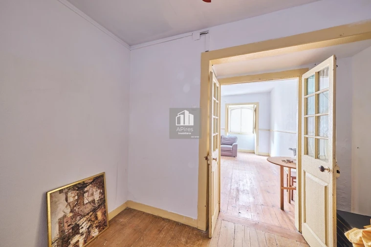 Prédio para Venda em Almada, Cova da Piedade, Pragal e Cacilhas Foto 7