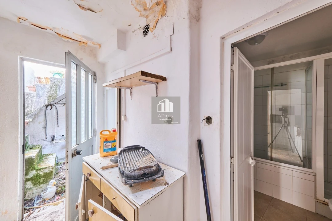 Prédio para Venda em Almada, Cova da Piedade, Pragal e Cacilhas Foto 16