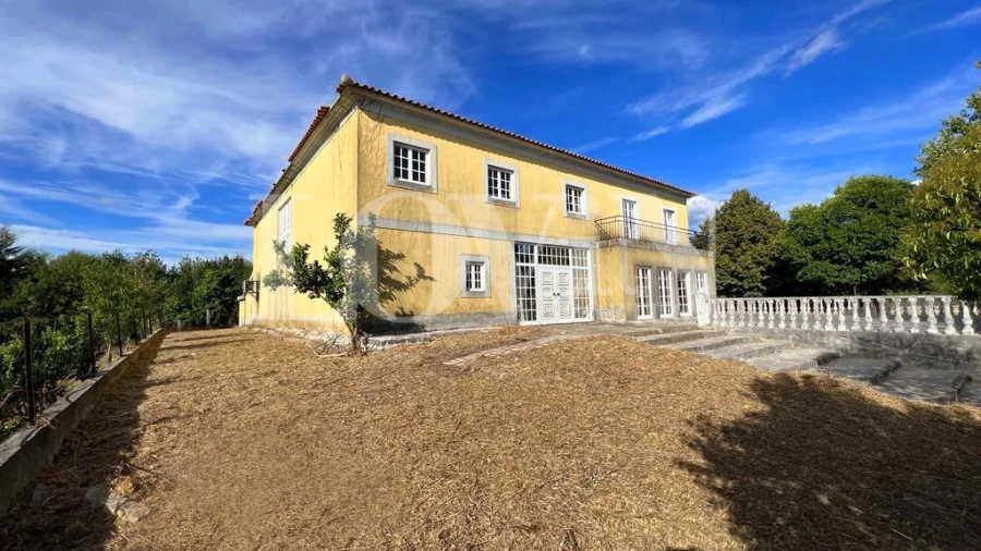 Moradia T9 para Venda em Macieira da Lixa e Caramos Foto 2