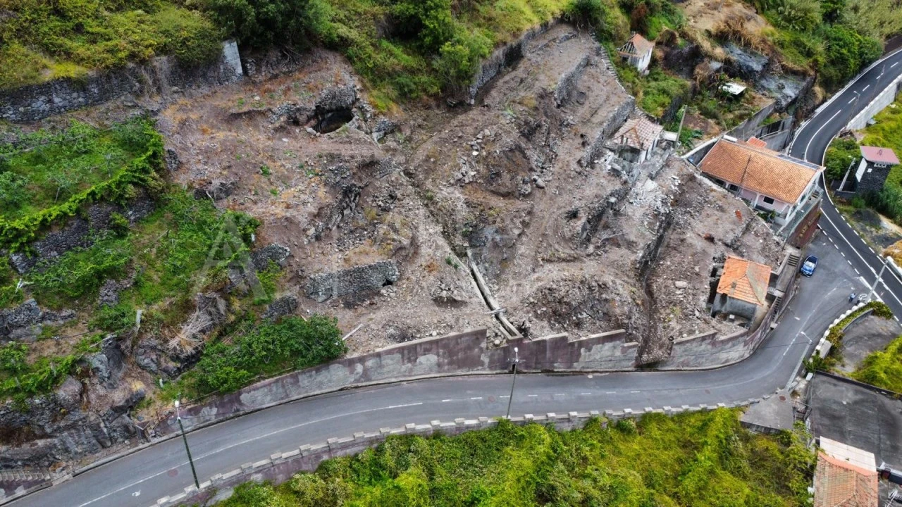 Terreno para Venda em Campanario Foto 5