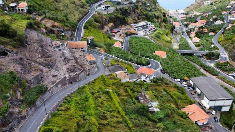 Terreno para Venda em Campanario Foto 7