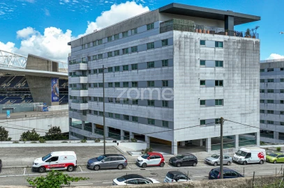 Apartamento T2 para Venda em Campanhã