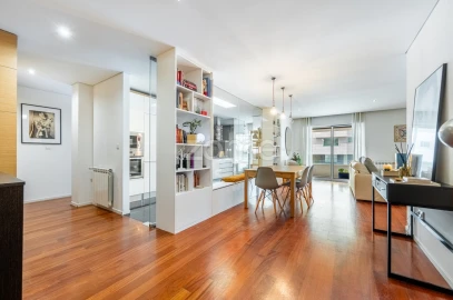 Apartamento T2 para Venda em Campanhã