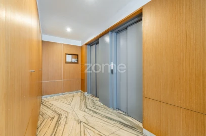 Apartamento T2 para Venda em Campanhã