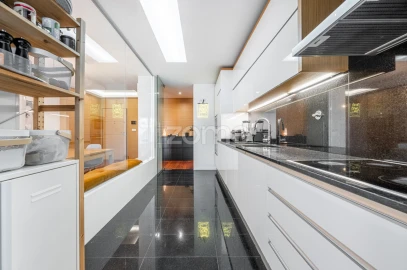 Apartamento T2 para Venda em Campanhã