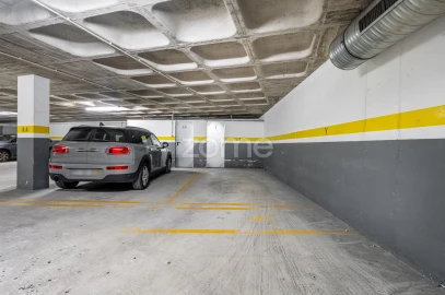 Apartamento T2 para Venda em Campanhã