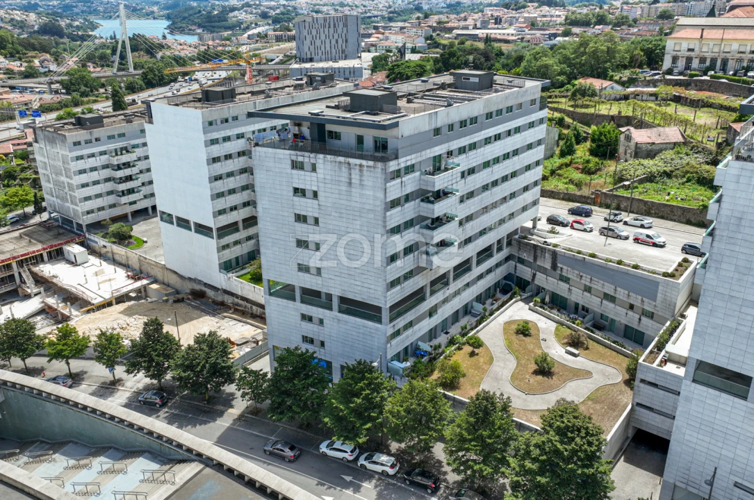 Apartamento T2 para Venda em Campanhã Foto 28