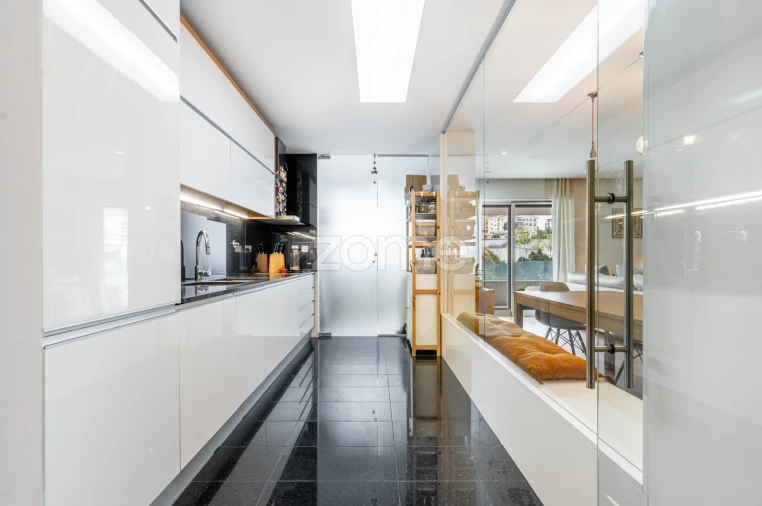 Apartamento T2 para Venda em Campanhã Foto 9
