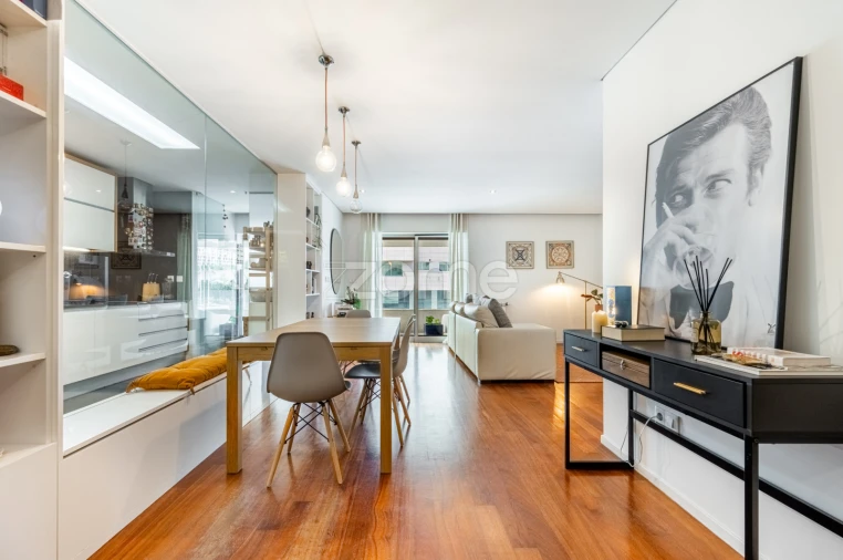 Apartamento T2 para Venda em Campanhã Foto 2