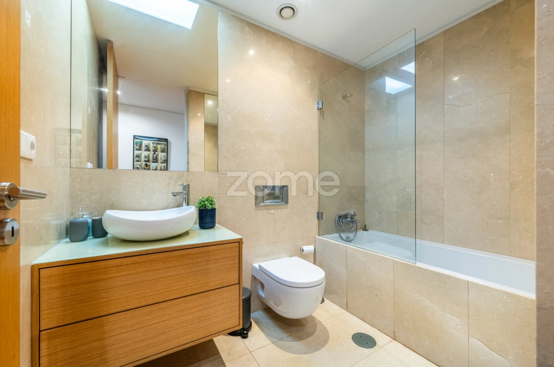 Apartamento T2 para Venda em Campanhã Foto 15
