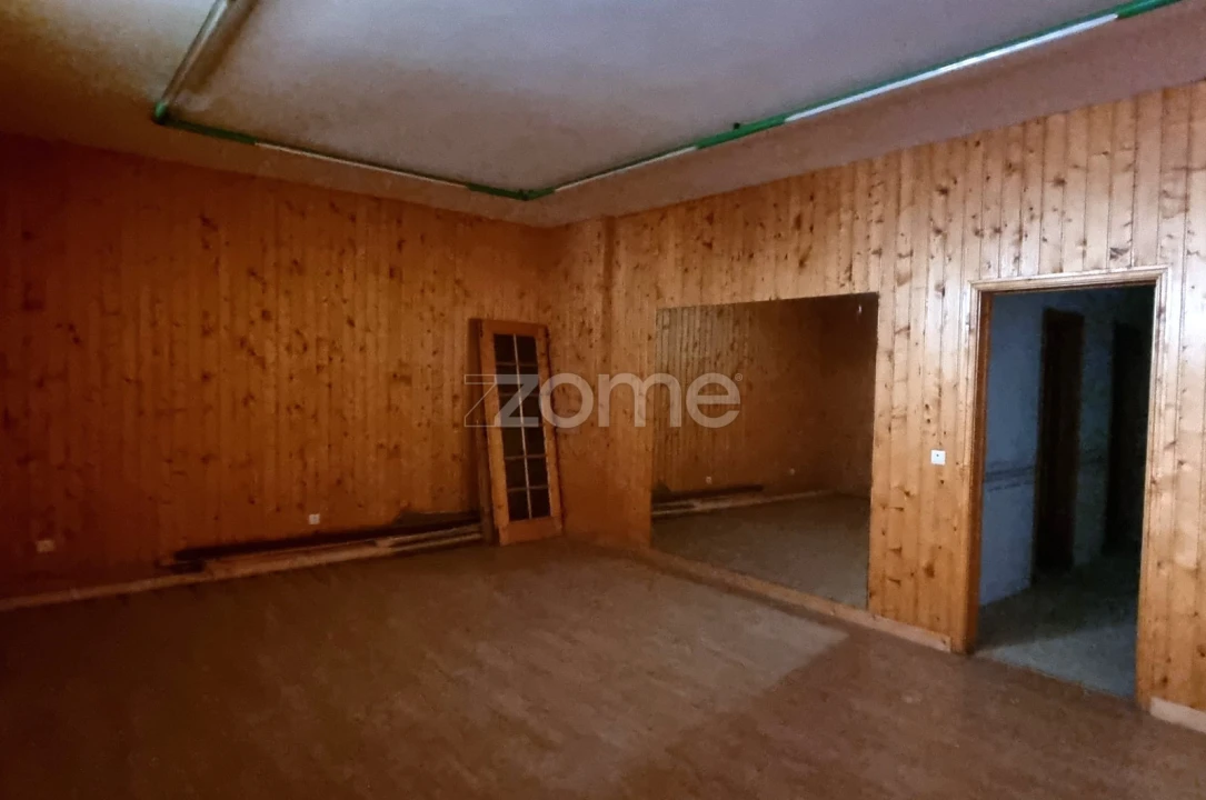Moradia T8 para Venda em Queluz e Belas Foto 44
