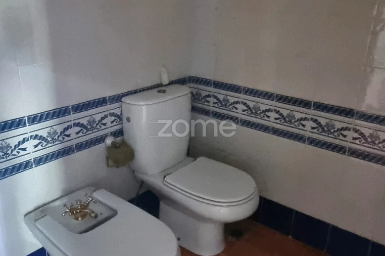 Moradia T8 para Venda em Queluz e Belas Foto 40
