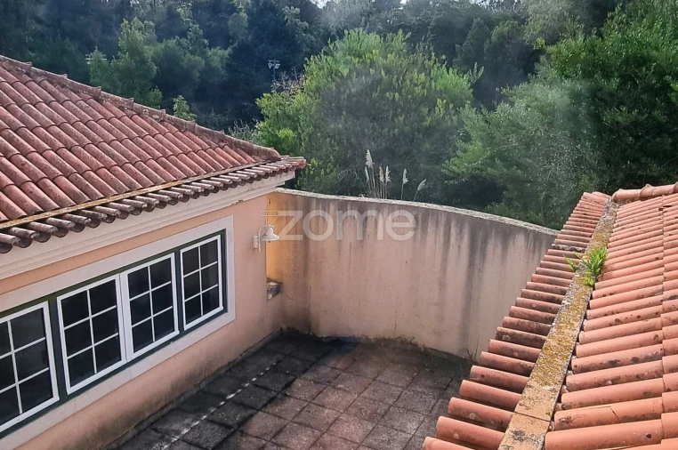 Moradia T8 para Venda em Queluz e Belas Foto 20