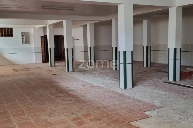 Moradia T8 para Venda em Queluz e Belas Foto 39