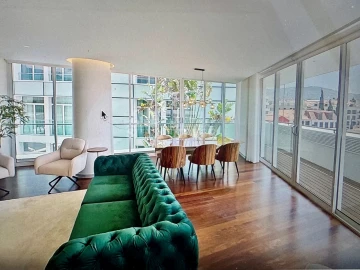 Apartamento T4 para Venda em Funchal (Se)