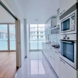 Apartamento T3 para Venda em Funchal (Se)