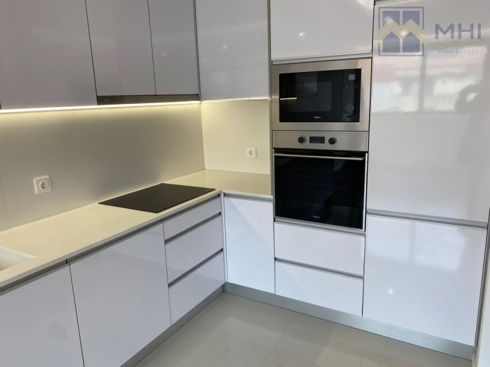 Apartamento T3 para Venda em Ramalde Foto 4