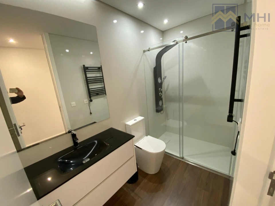 Apartamento T3 para Venda em Ramalde Foto 13