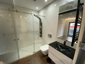 Apartamento T3 para Venda em Ramalde