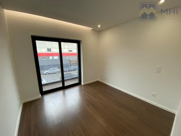 Apartamento T3 para Venda em Ramalde