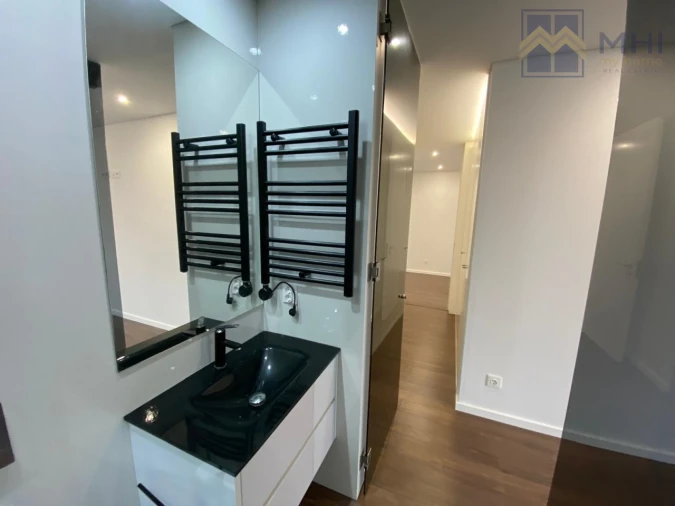 Apartamento T3 para Venda em Ramalde Foto 8