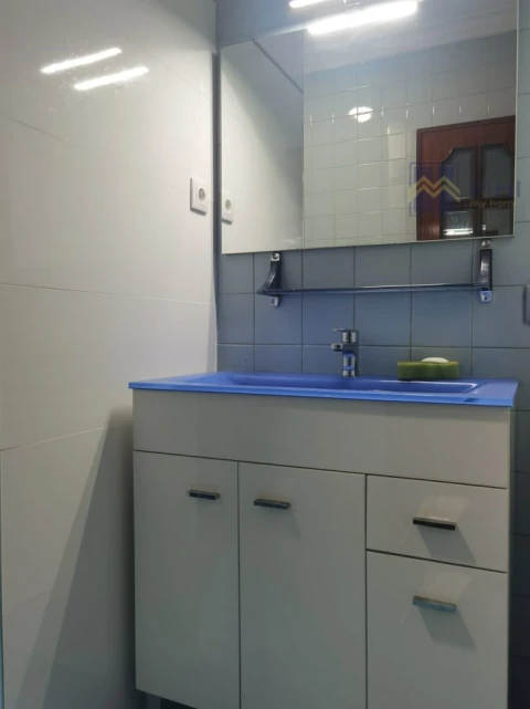 Moradia T9 para Venda em Argoncilhe