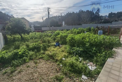 Moradia T9 para Venda em Argoncilhe