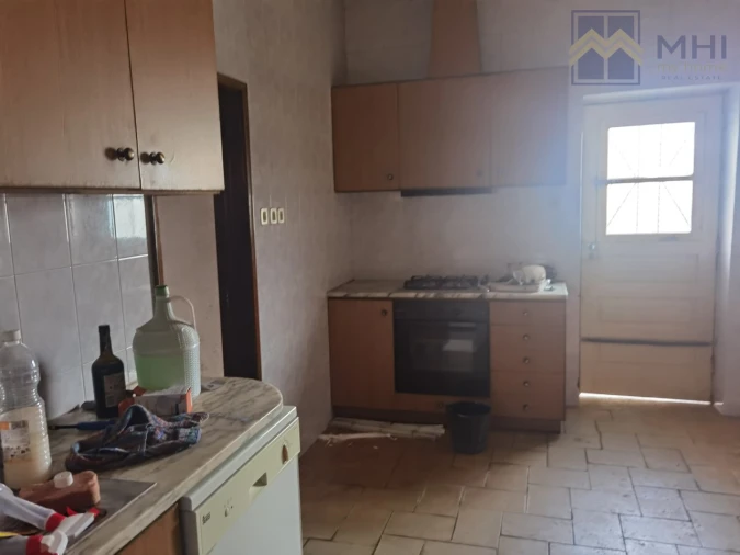 Moradia T9 para Venda em Argoncilhe Foto 37