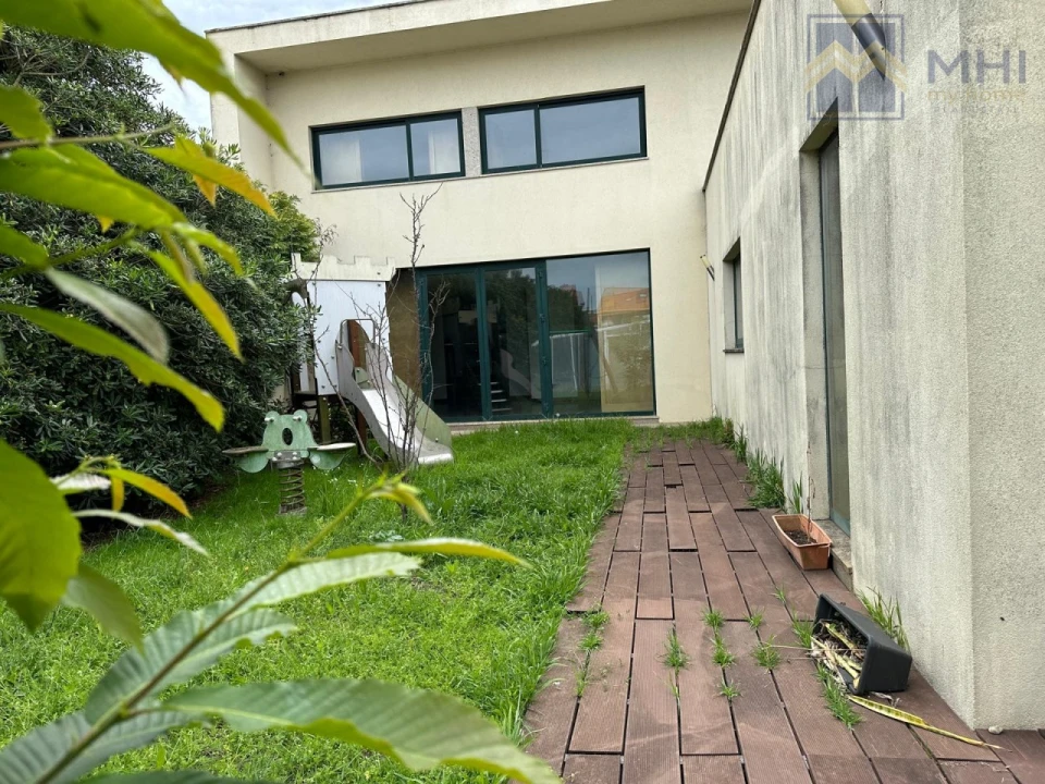 Moradia T4 para Venda em Perafita, Lavra e Santa Cruz do Bispo Foto 9