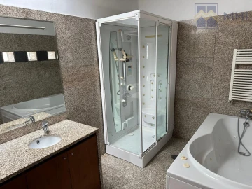 Moradia T4 para Venda em Perafita, Lavra e Santa Cruz do Bispo