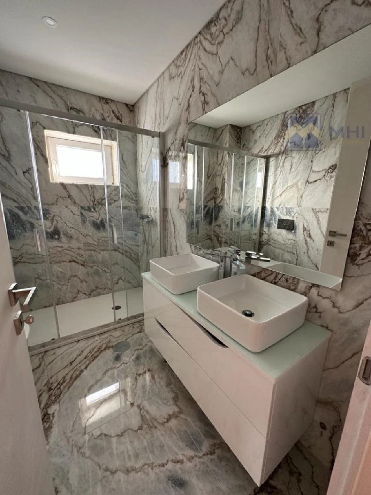 Moradia T4 para Venda em Mafamude e Vilar do Paraíso Foto 36