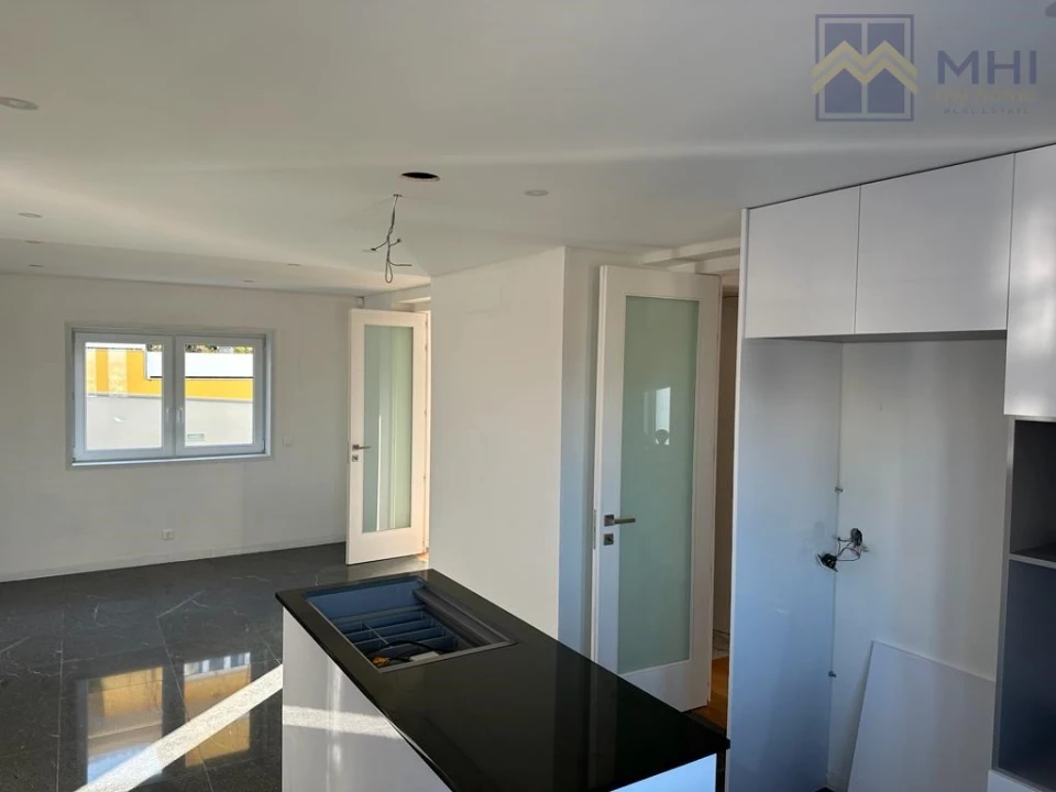 Moradia T4 para Venda em Mafamude e Vilar do Paraíso Foto 20