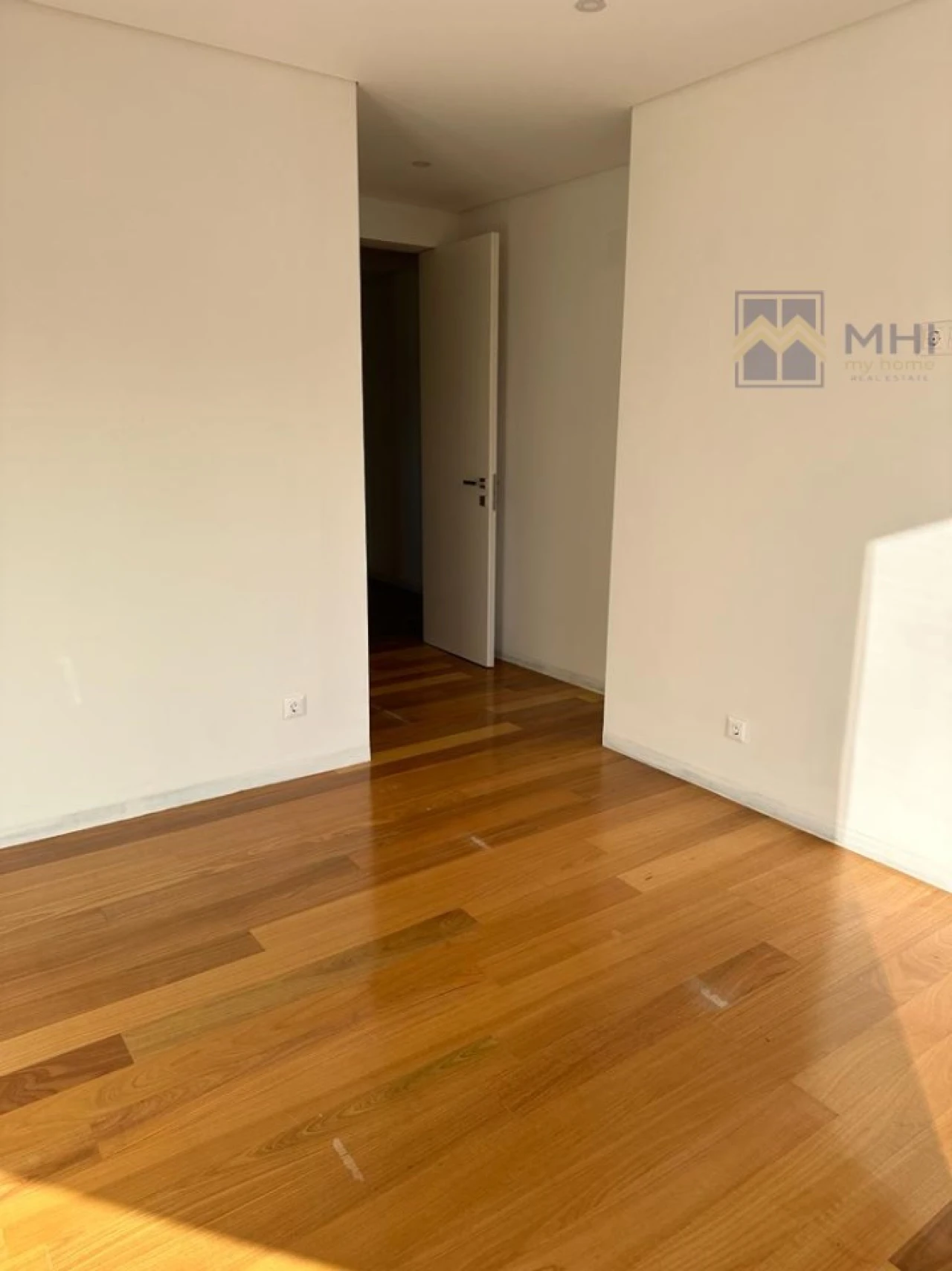 Moradia T4 para Venda em Mafamude e Vilar do Paraíso Foto 48