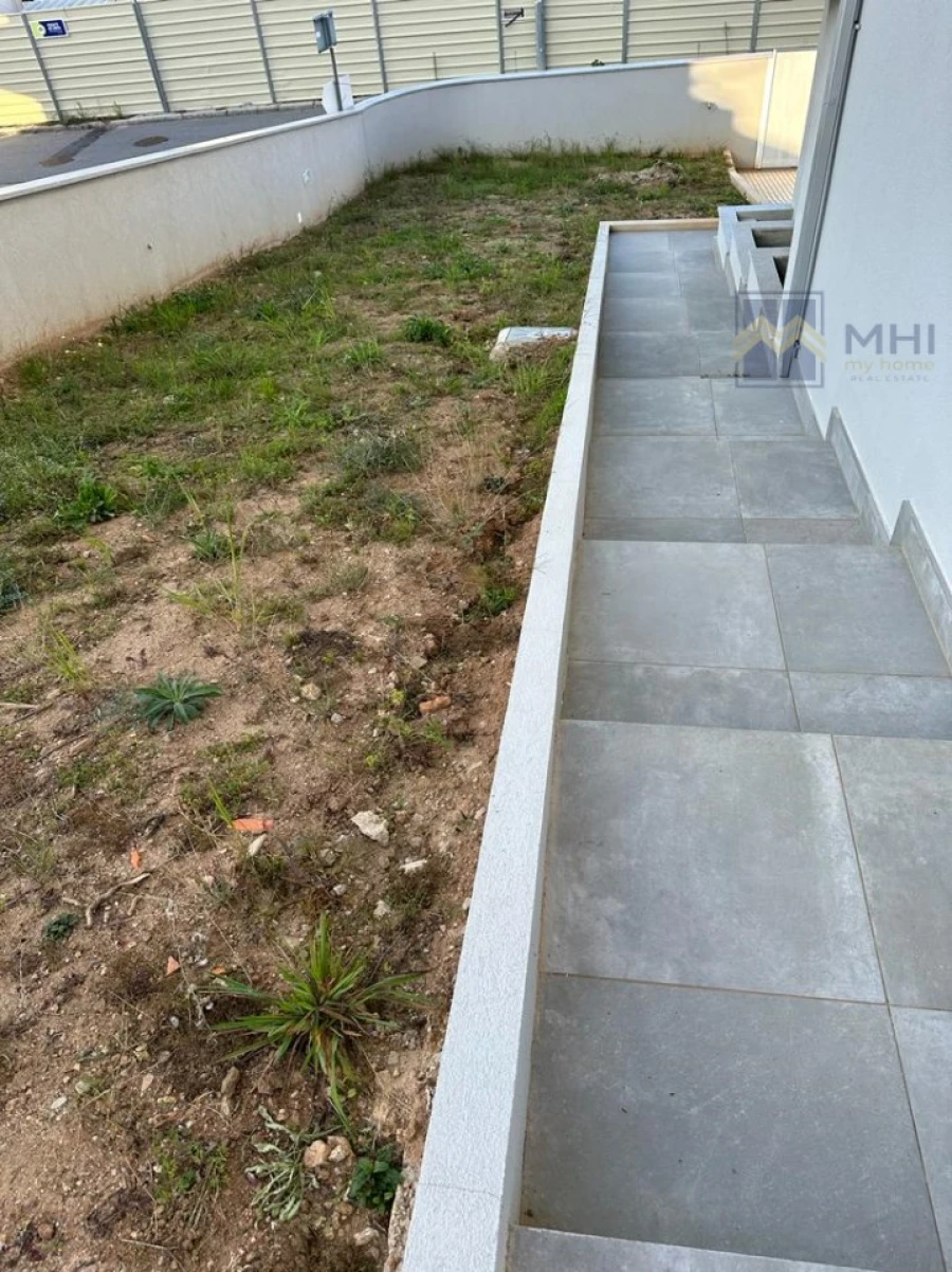 Moradia T4 para Venda em Mafamude e Vilar do Paraíso Foto 5