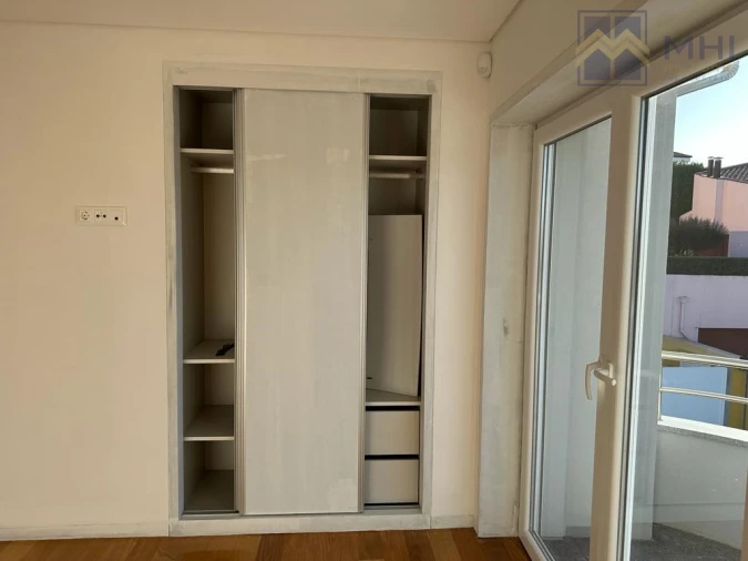 Moradia T4 para Venda em Mafamude e Vilar do Paraíso Foto 34