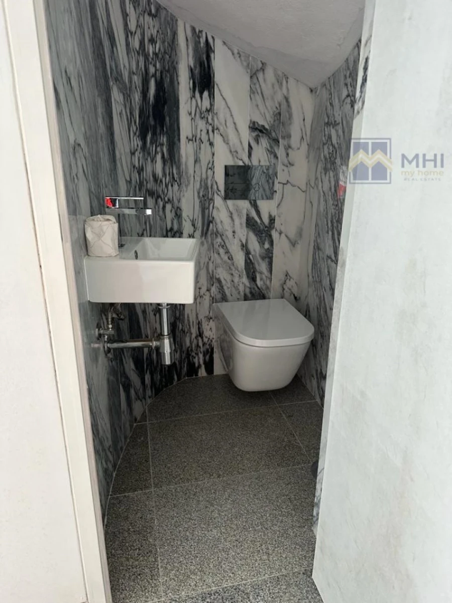 Moradia T4 para Venda em Mafamude e Vilar do Paraíso Foto 59