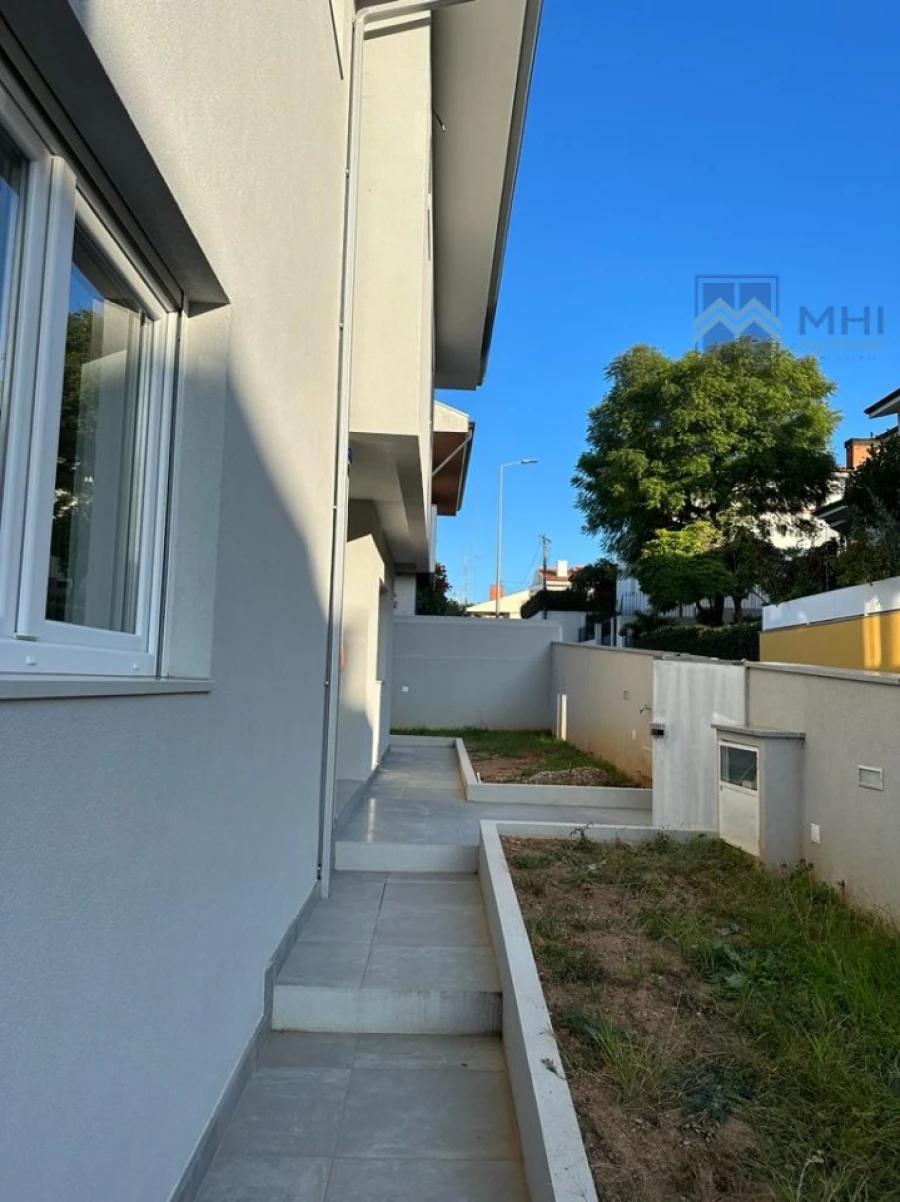 Moradia T4 para Venda em Mafamude e Vilar do Paraíso Foto 65