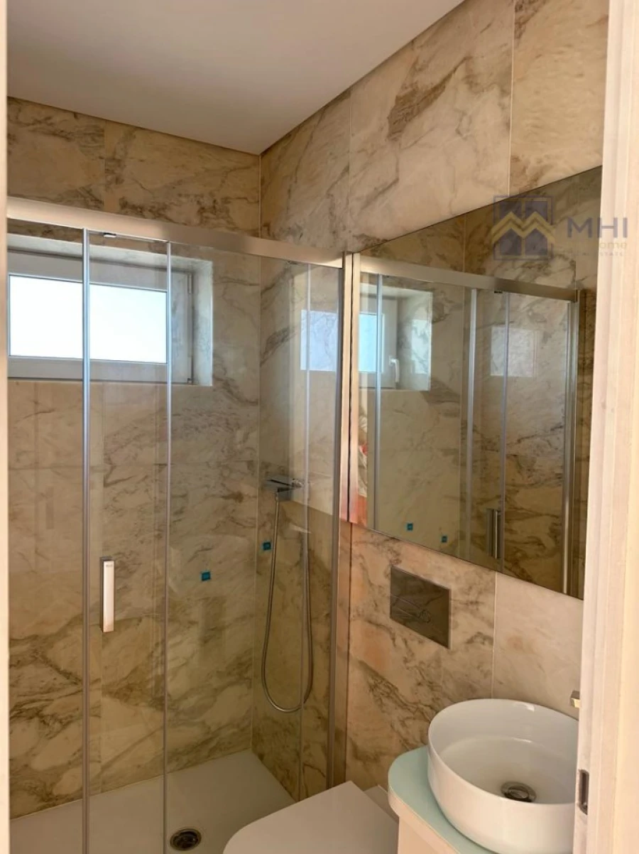 Moradia T4 para Venda em Mafamude e Vilar do Paraíso Foto 42