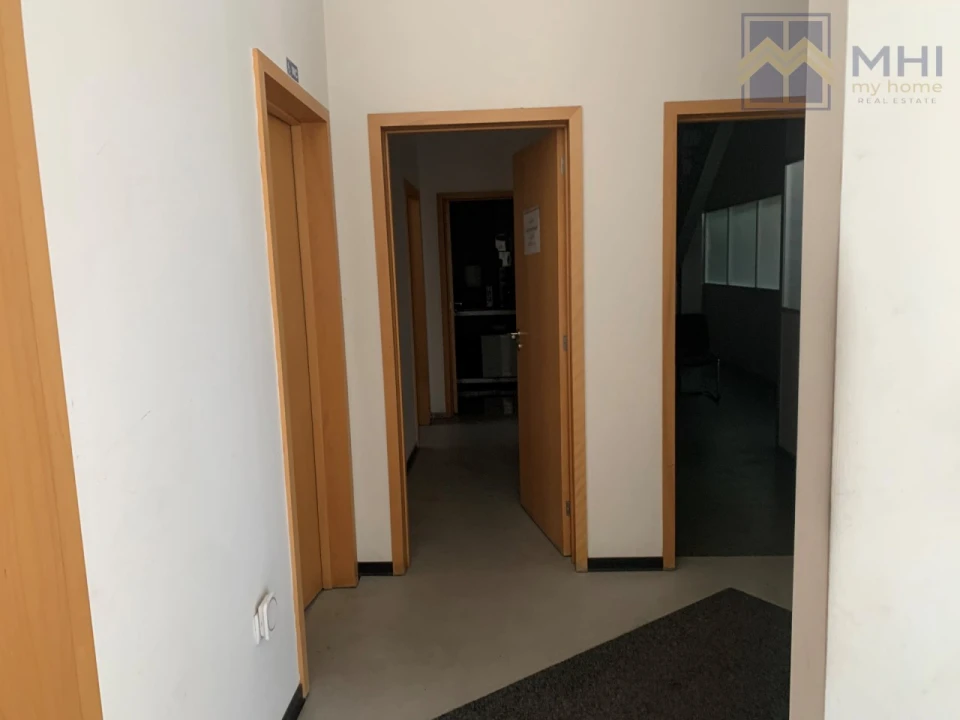 Armazém para Venda em Sandim, Olival, Lever e Crestuma Foto 5