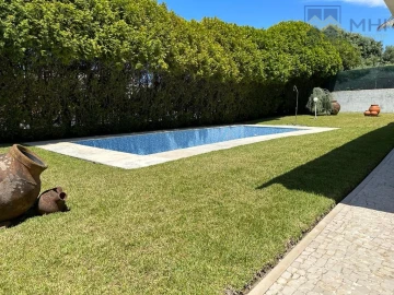 Moradia T5 para Venda em Gulpilhares e Valadares