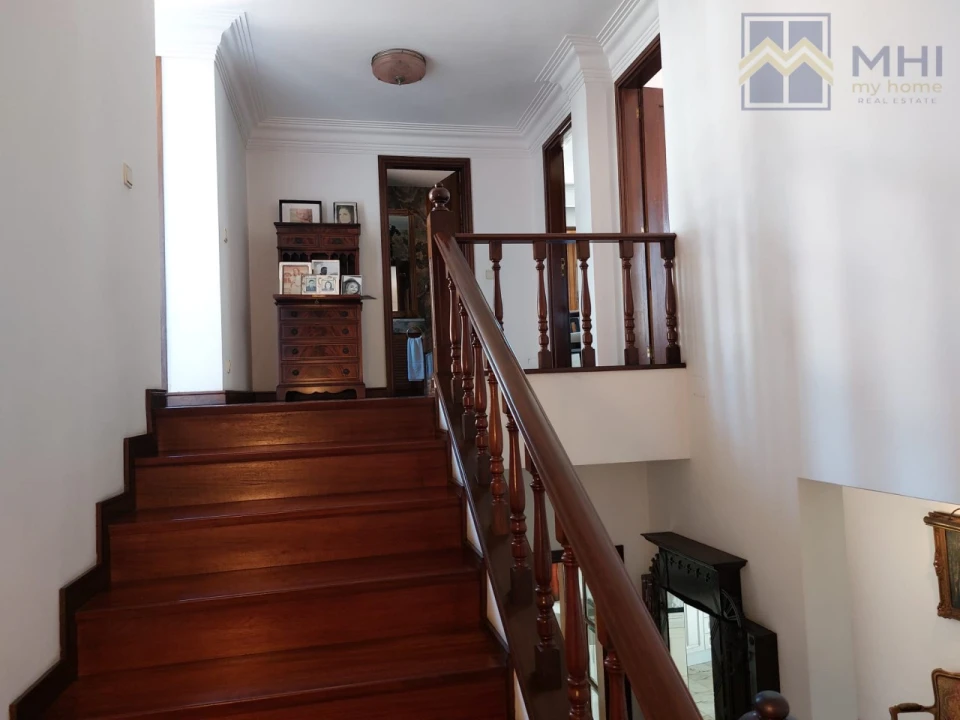 Moradia T5 para Venda em Gulpilhares e Valadares Foto 46
