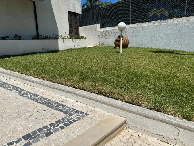 Moradia T5 para Venda em Gulpilhares e Valadares Foto 9