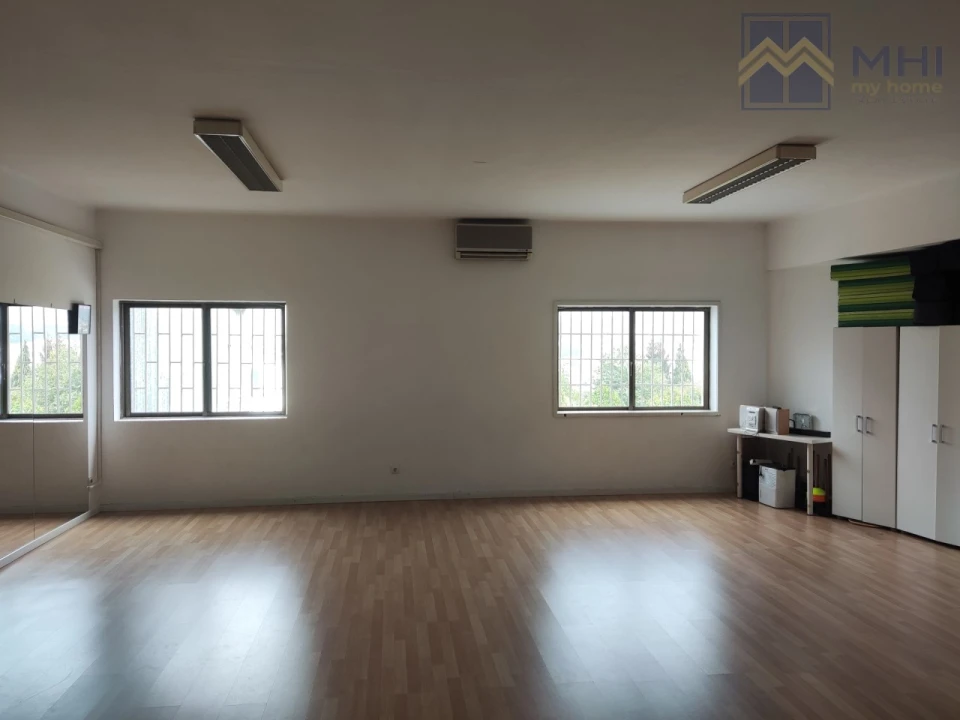 Prédio para Venda em Gondomar (São Cosme), Valbom e Jovim Foto 3