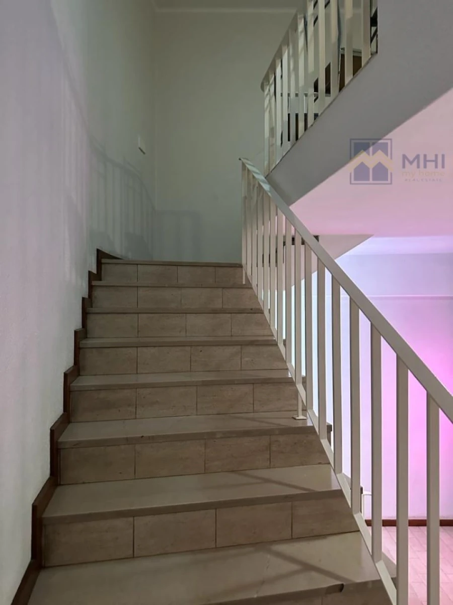 Prédio para Venda em Gondomar (São Cosme), Valbom e Jovim Foto 7