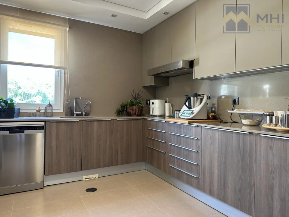 Apartamento T4 para Venda em Mafamude e Vilar do Paraíso Foto 22