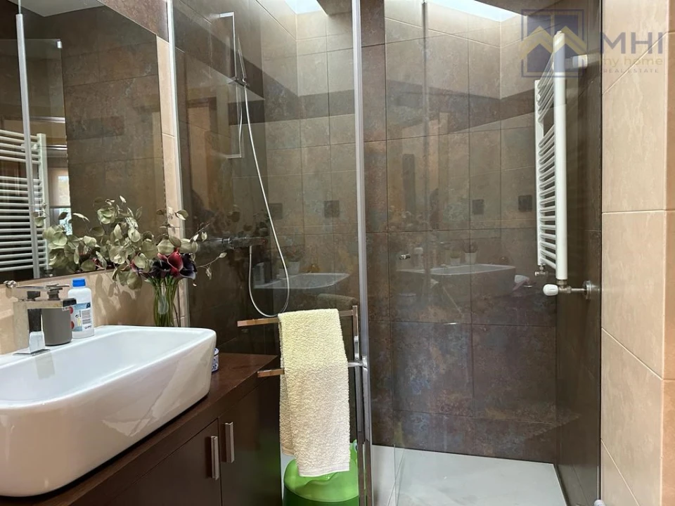Apartamento T4 para Venda em Mafamude e Vilar do Paraíso Foto 24