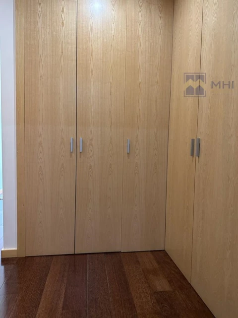 Apartamento T4 para Venda em Mafamude e Vilar do Paraíso