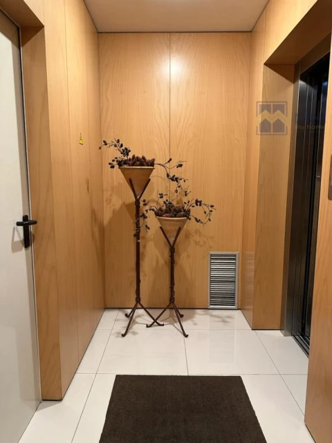Apartamento T4 para Venda em Mafamude e Vilar do Paraíso