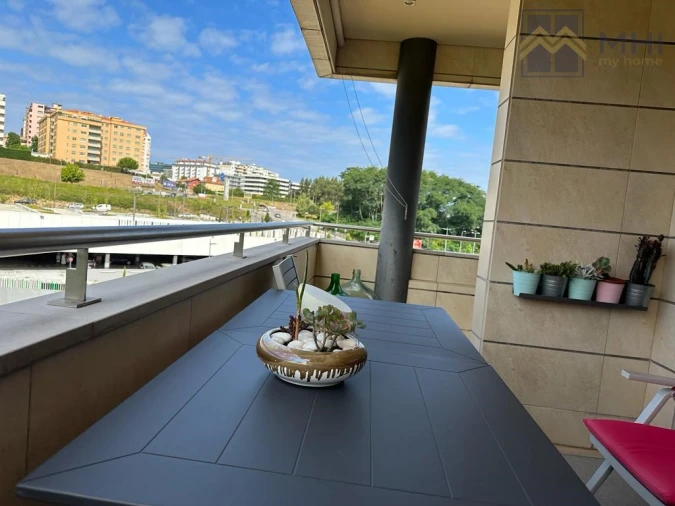 Apartamento T4 para Venda em Mafamude e Vilar do Paraíso Foto 13